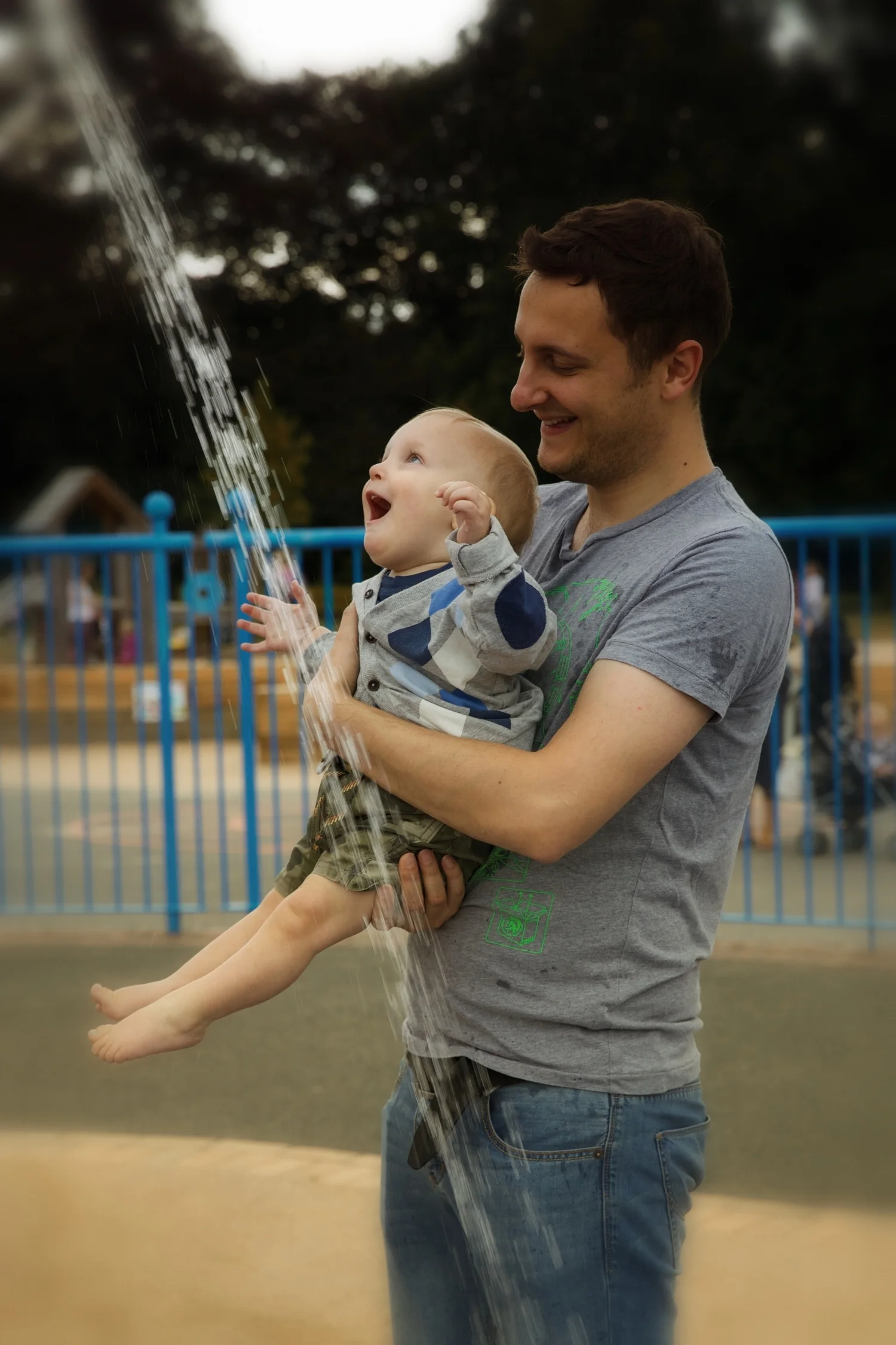 Wayne Hudson Photography, Lucria Creative, Cornwall and Devon wedding photographer based in Launceston, family, children, baby and new born photography