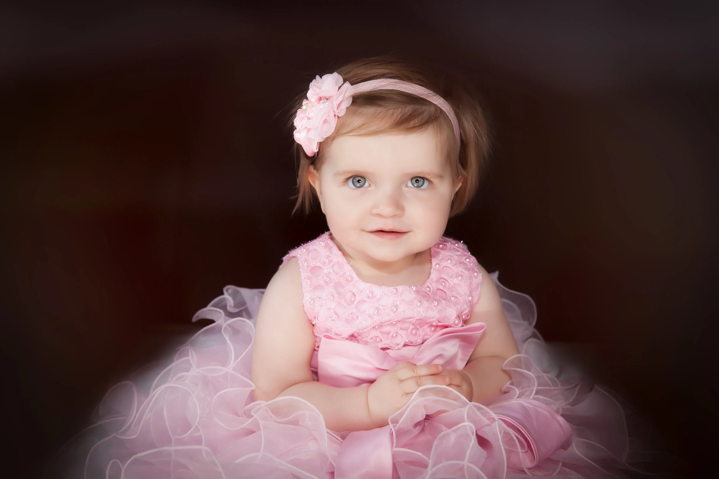Wayne Hudson Photography, Lucria Creative, Cornwall and Devon wedding photographer based in Launceston, family, children, baby and new born photography