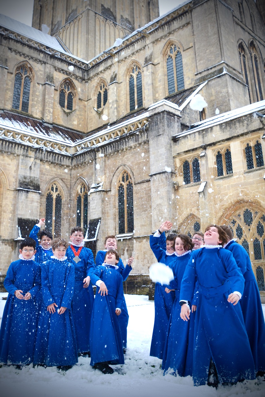 Choristers in the Snow 180318 - 6.jpg