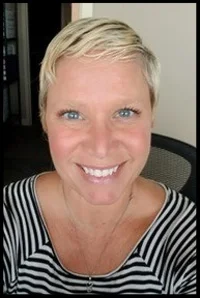 Steph Norris, Pet Sitter