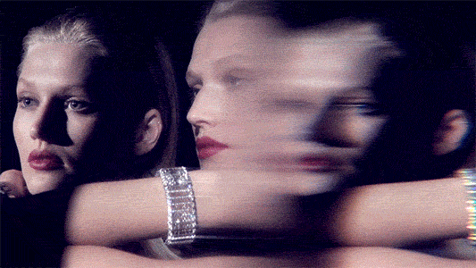 110516_CAR_G_04_v3.gif