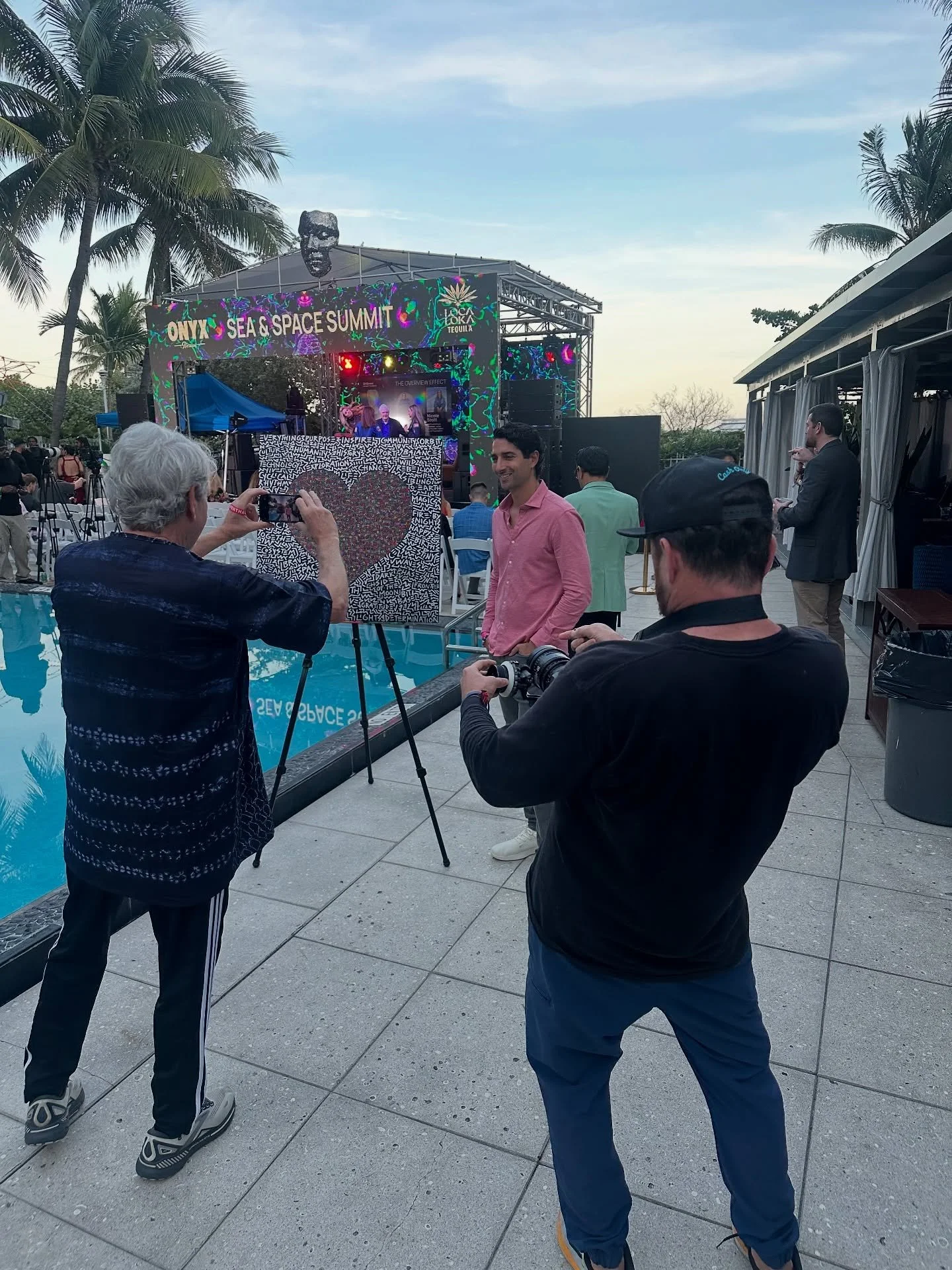 It&rsquo;s official - my art is going to the Moon!!!

My &ldquo;One Love&rdquo; logo, featuring love in over 100 languages, has been selected as an Art for Impact winner by the incredible team at @bit.

A few months ago, I asked a simple question: wh