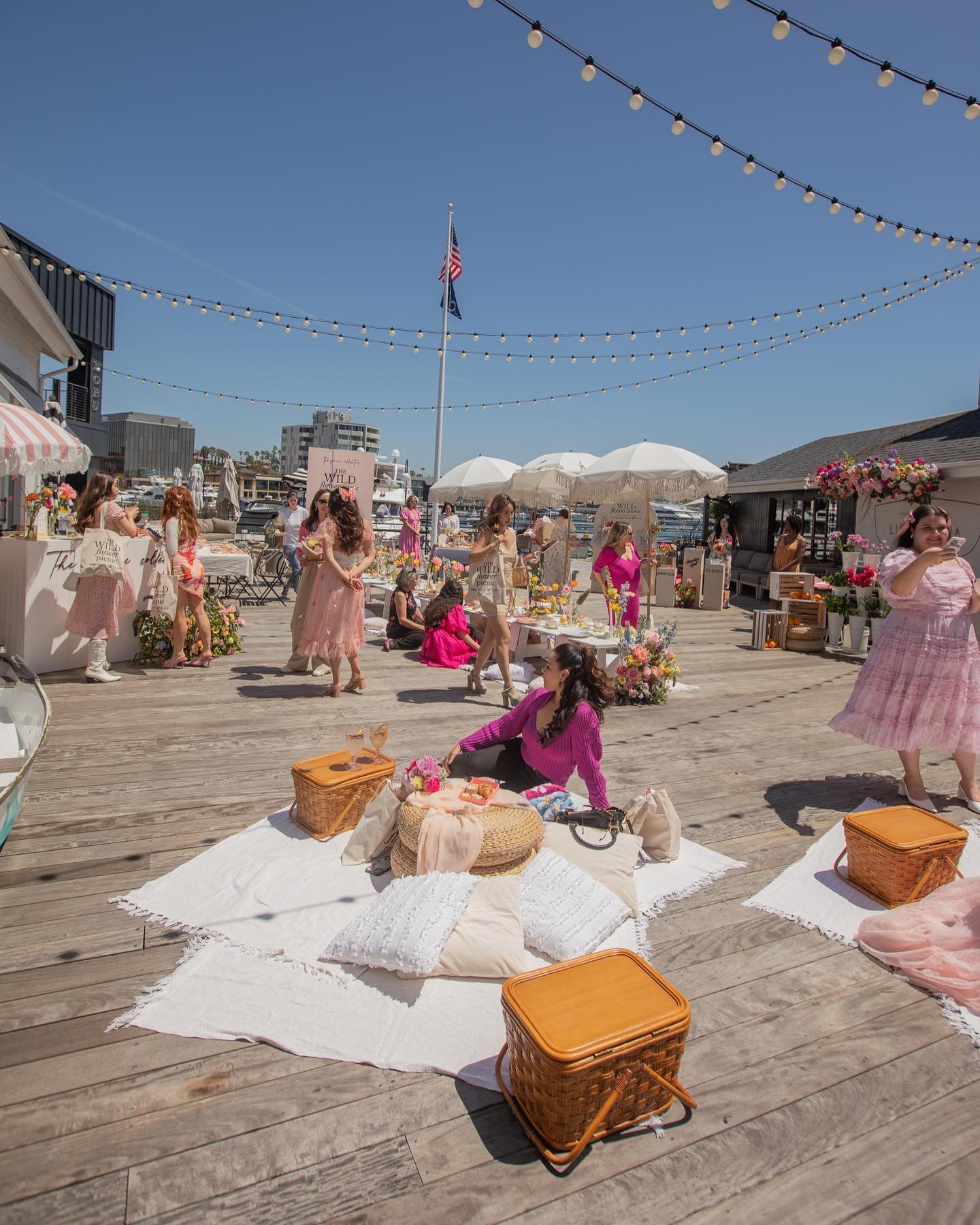 Don&rsquo;t miss a Mother&rsquo;s Day Soir&eacute;e with @thepicnic.collective 🌸
Celebrate mama in style with a day on the Lido Deck. Enjoy brunch bites, drinks, take home-bouquets, a private DIY gift market and more! 

Thursday, May 9 | 11am - 1:30