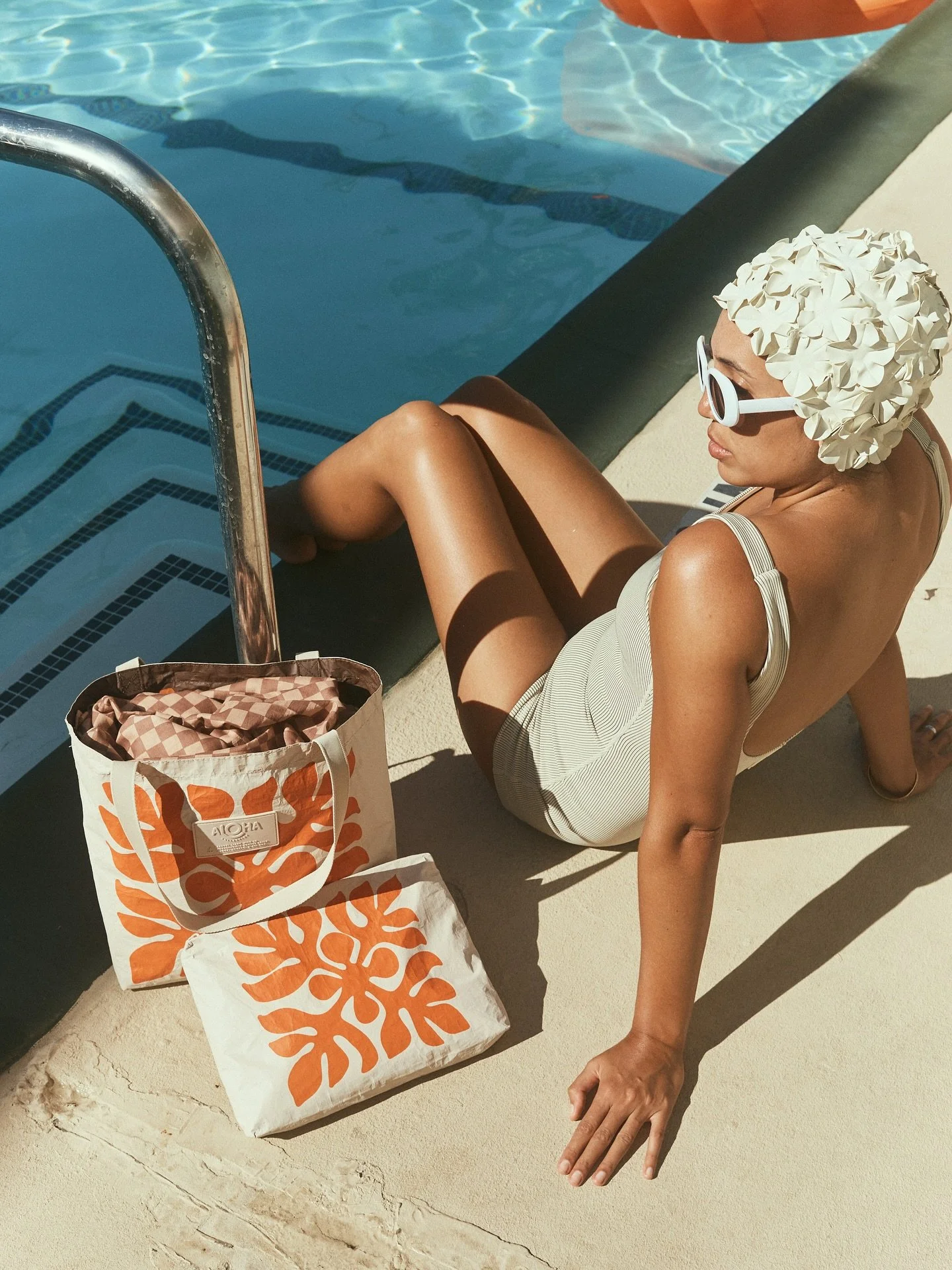 Consider this your sign to stock up 🌺⁠
⁠
Swing by @alohacollection at Lido and take 30% OFF when you buy two or more of your faves &mdash; now through 9/22.⁠
⁠
Don't miss out!⁠
#LidoMarinaVillage