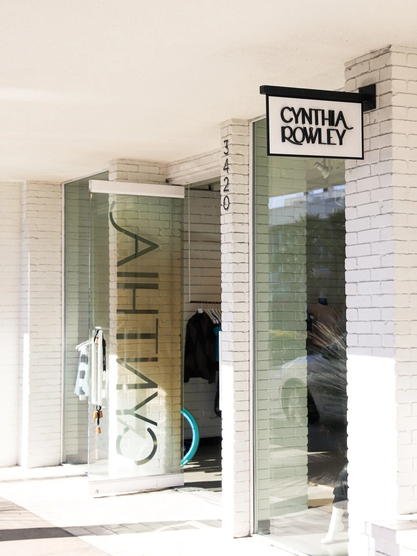 Little corners we love at @cynthiarowley ✨⁠
⁠
Stop by on your next visit to the Village! #LidoMarinaVillage