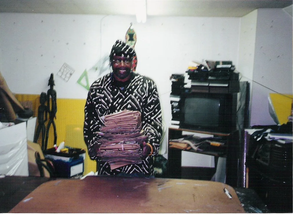 scan0023_51897331812_l.jpg