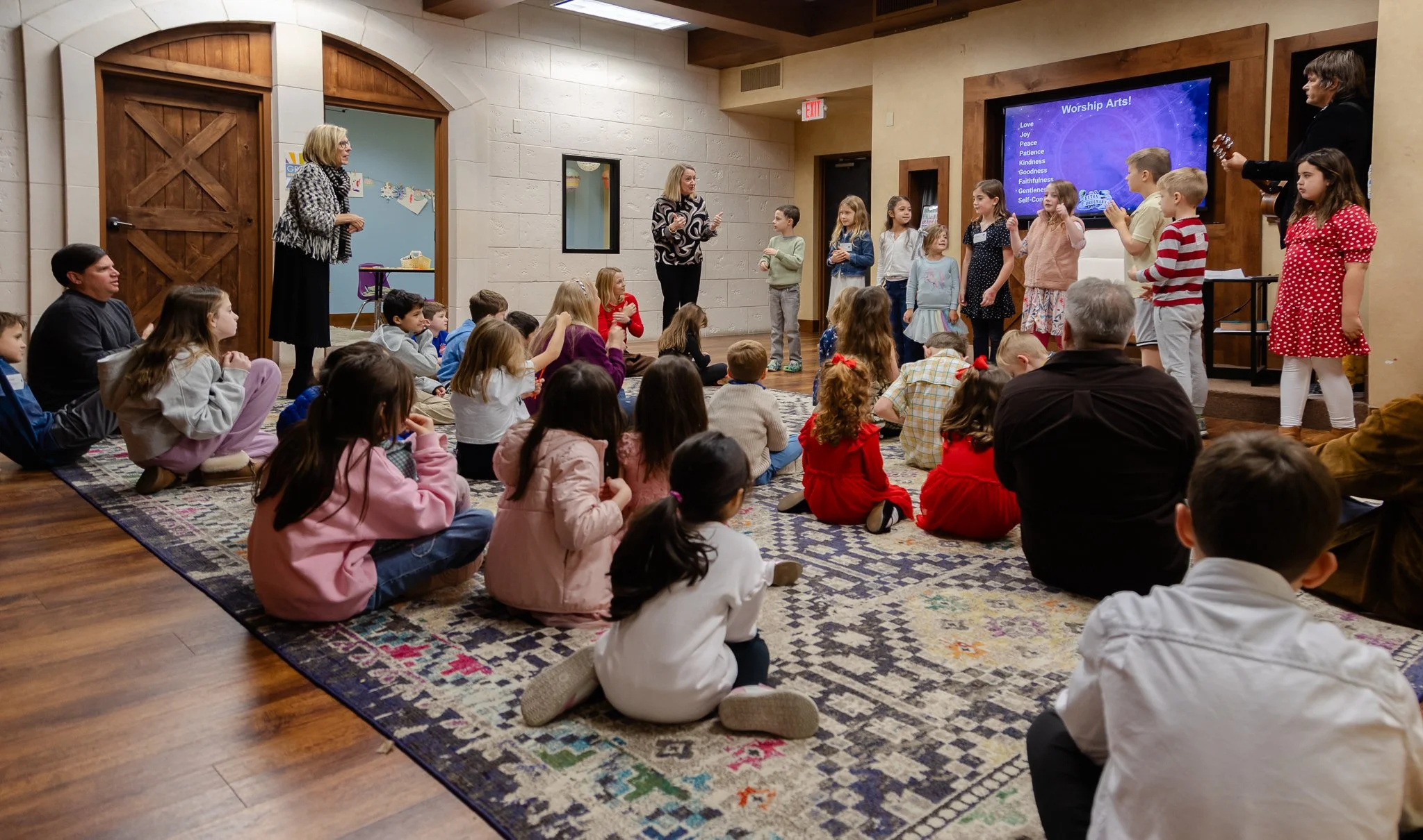 Sunday School-children with Chad & Emily-2975.jpg