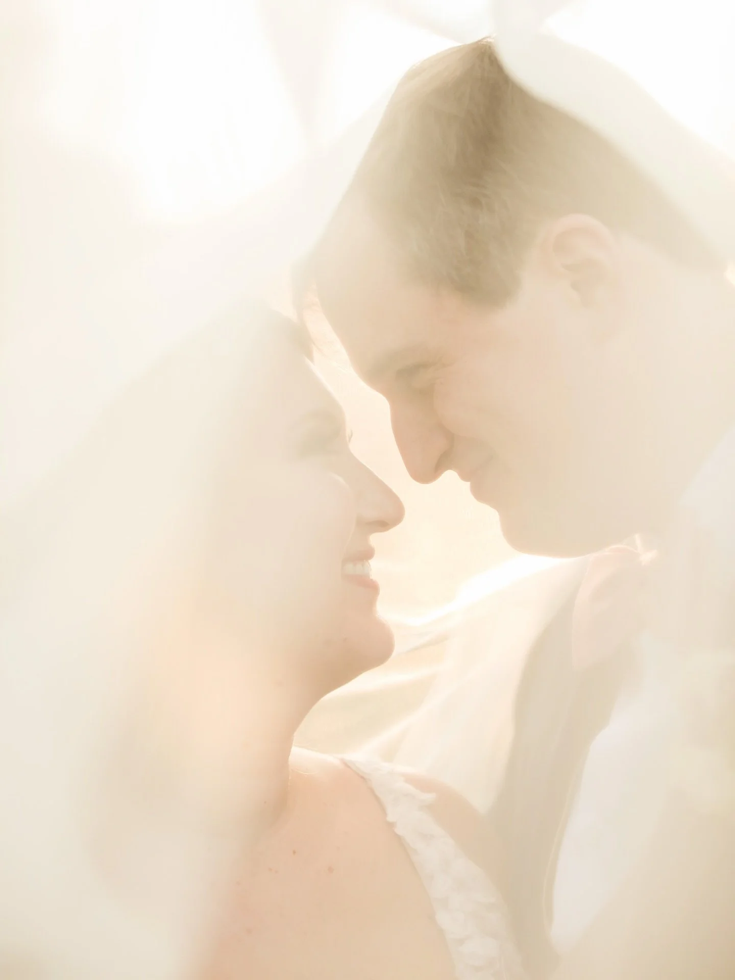 My favorite thing is seeing my favorite couples! 

Amy Cole couples stick like glue. They become friends for a lifetime. The spring will bring many moments to see some of my peeps and I am giddy about it.

First up, these cuties this weekend!! 🥰 #am