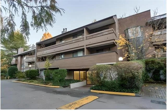 Listing #R3055826        Showing 22 of 24.jpeg