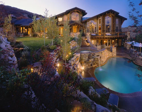 stout back pool 2.JPG