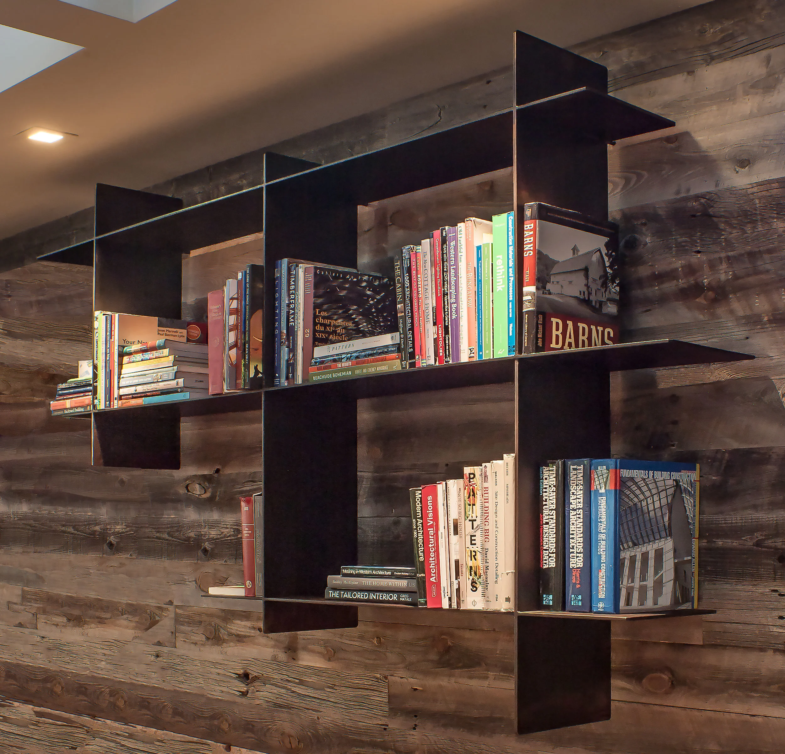Michael Upwall Office 3710-27a_E0E7598_Bookcase Detail.jpg
