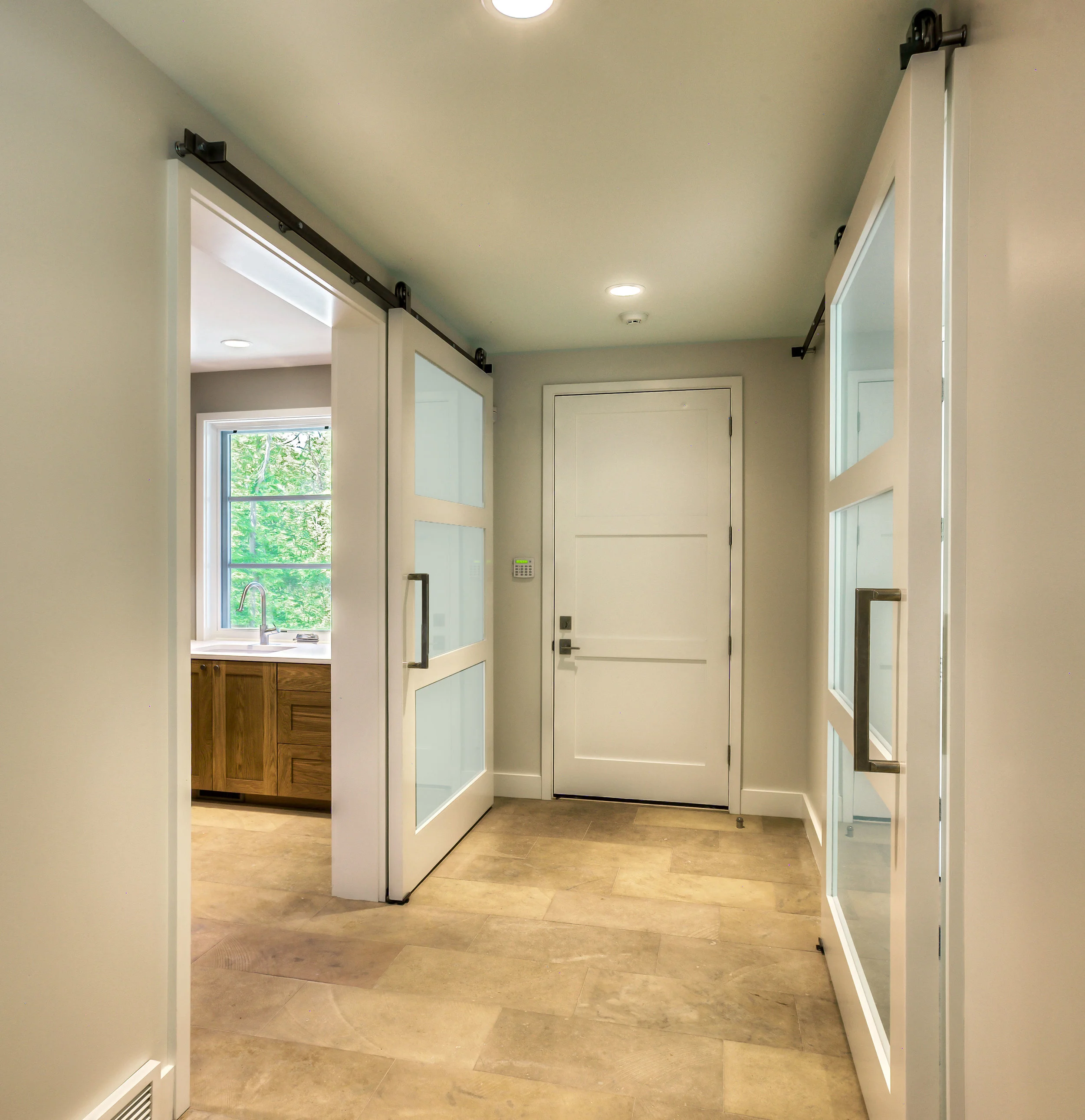 Rampton 3704-14a_E0E6573_Laundry Room Barn Door open.jpg