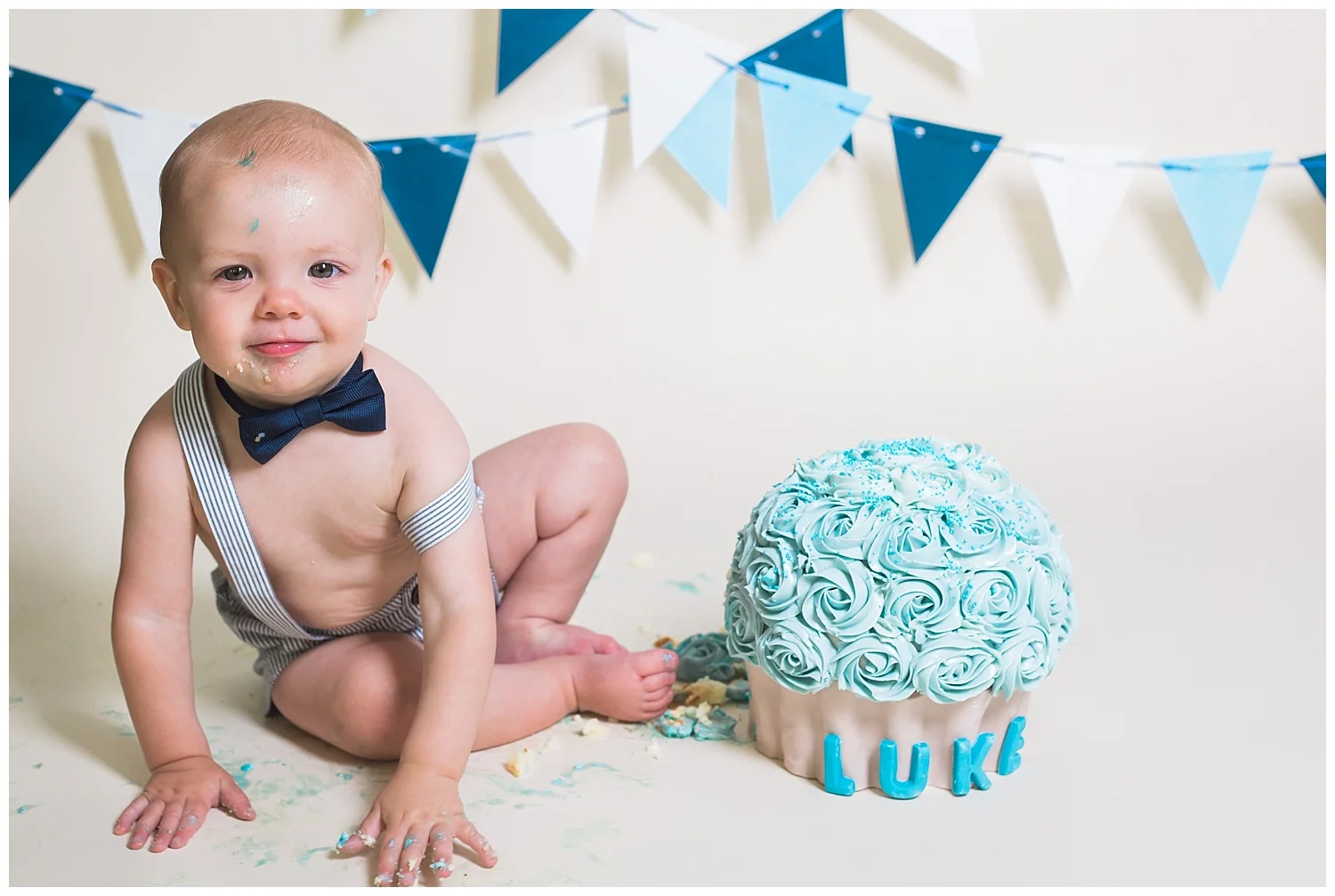 Kari Webb Photography_Orange County Photography_ Boy Cake Smash.jpg