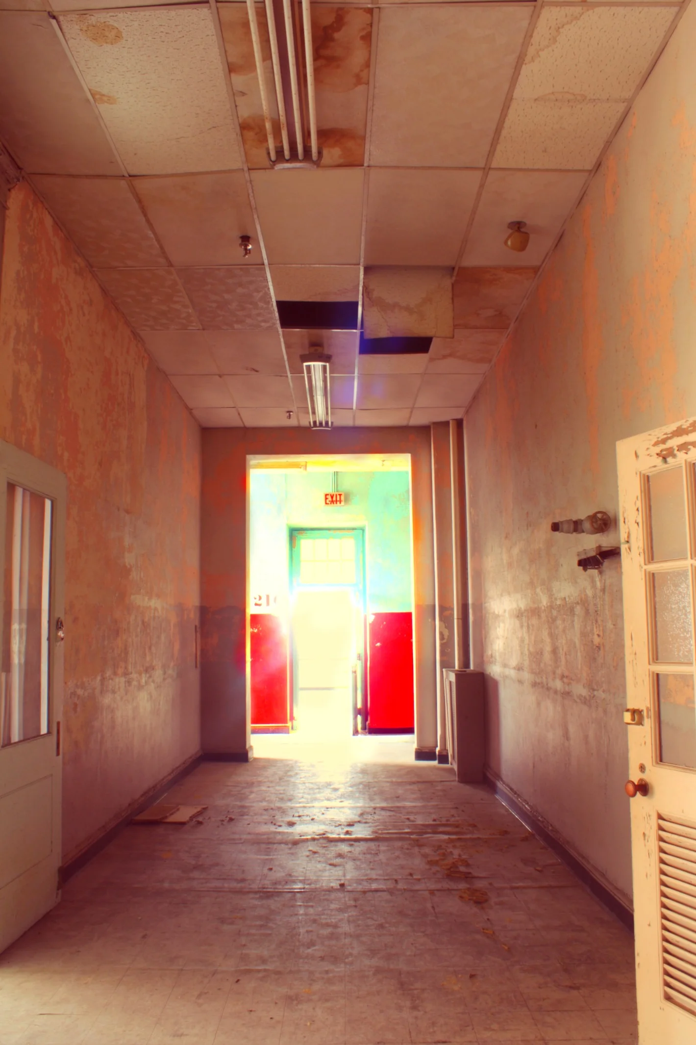 Copy of Penn Hallway.jpg