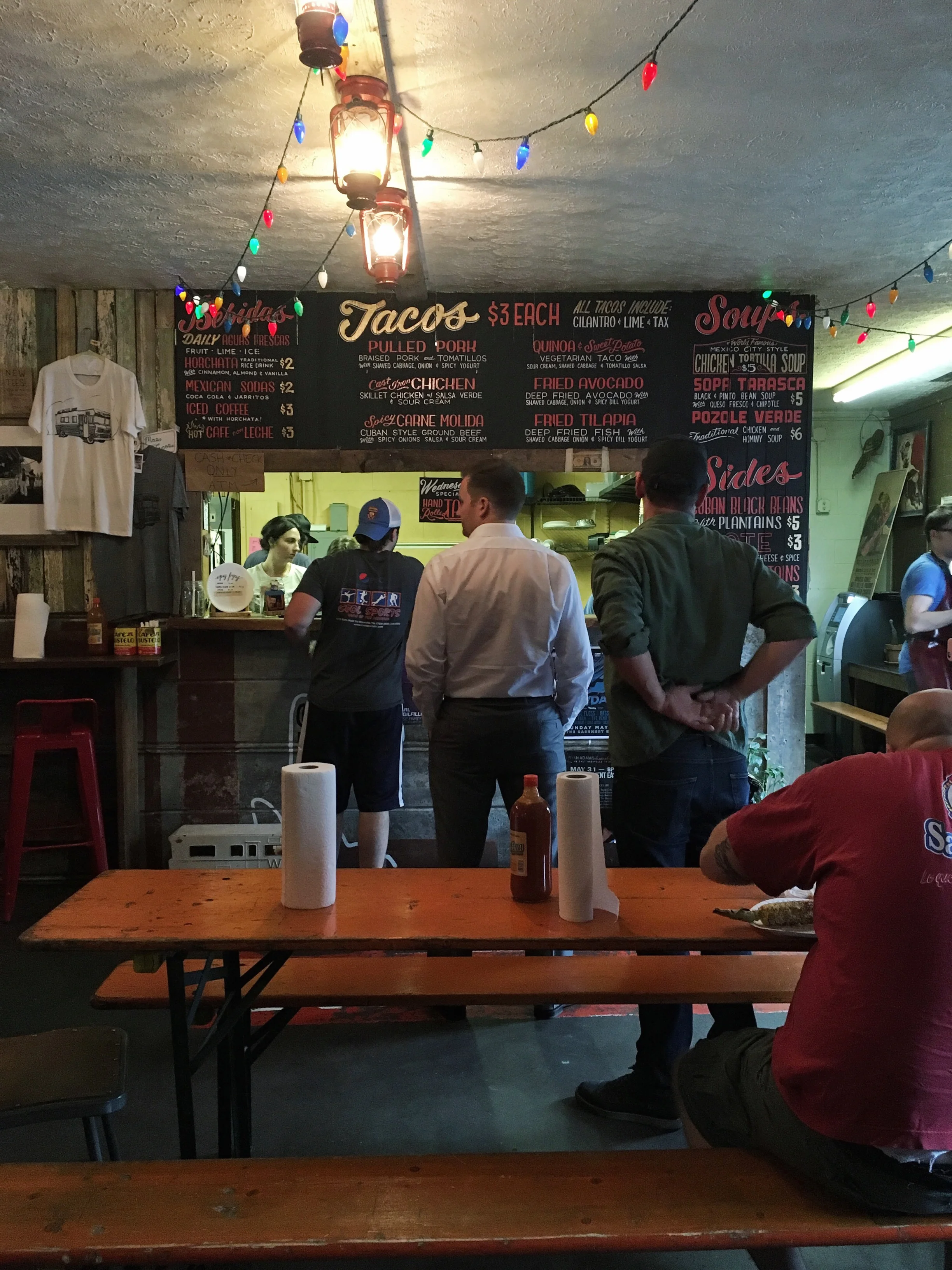 And lunch we did, at one of the best taco spots in the city, simply named Mas Tacos Por Favor. Trust my graphic designer girlfriend to find the best menu typography in the city. 