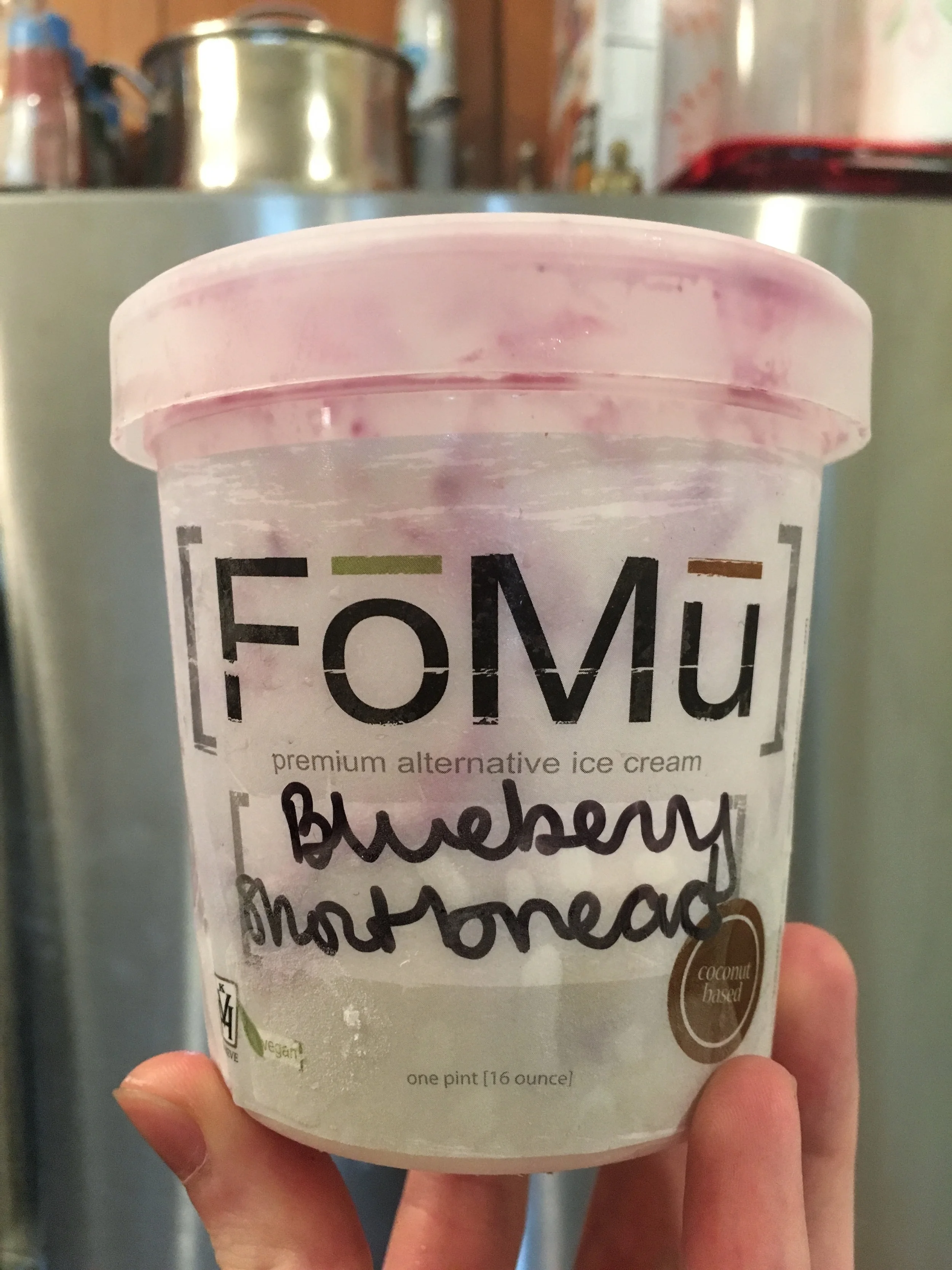 I don't like FoMu because it's vegan. I like it in spite of that.