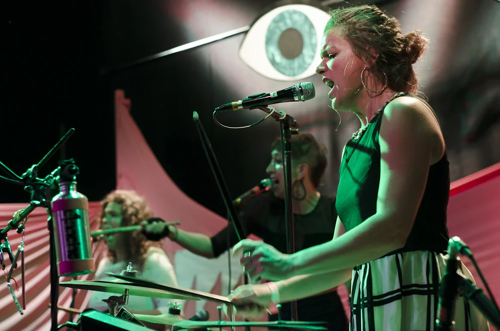 (13 of 14) tUnE-yArDs.jpg