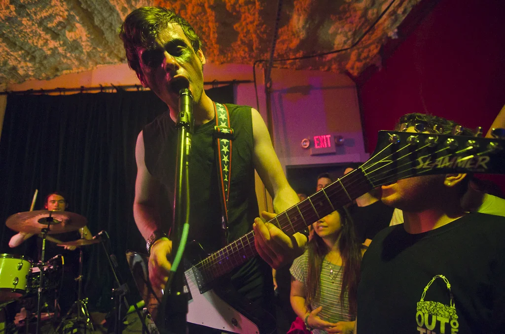 (16 of 18) White Reaper.jpg