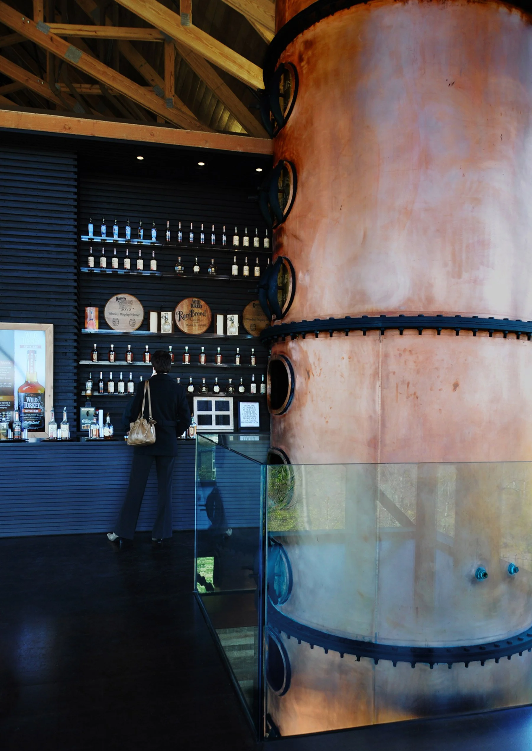 wild-turkey-bourbon-visitor-center-interior-tasting-room-copper-still-lawrenceburg-kentucky-deleon-primmer-dpaw.jpg