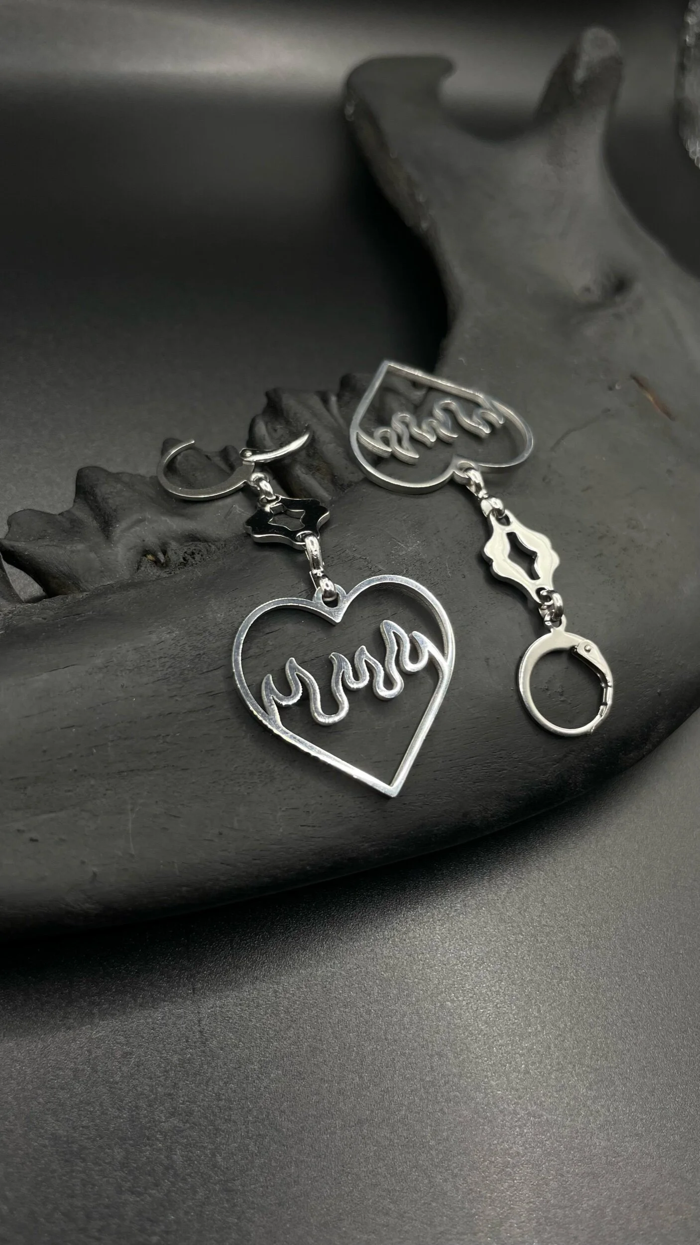 6C28EFEB-6FBB-4B0A-B289-97D8F3767D1E