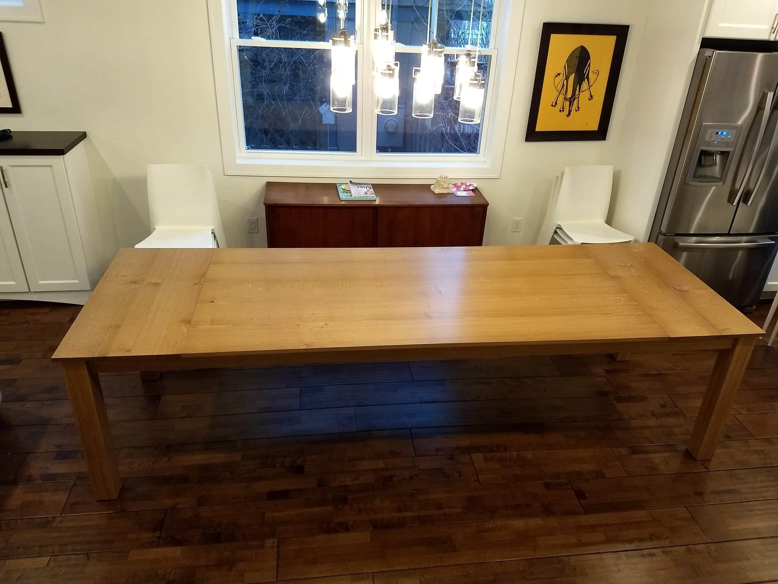White oak dining table with leaves