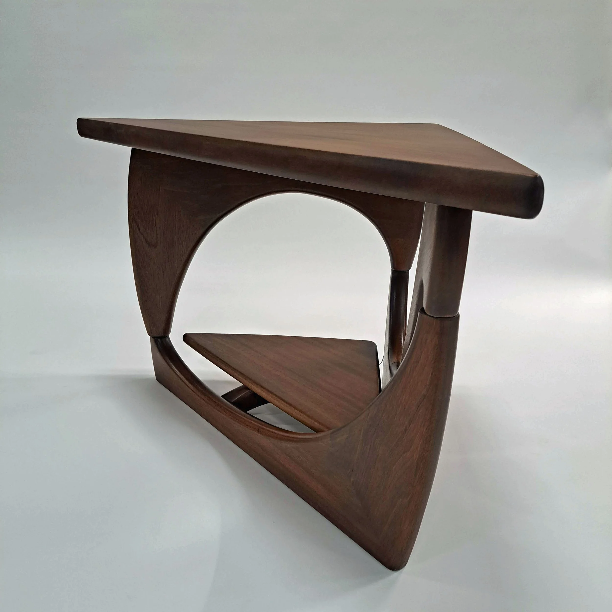 Noguchi inspired triangle end table corner view 