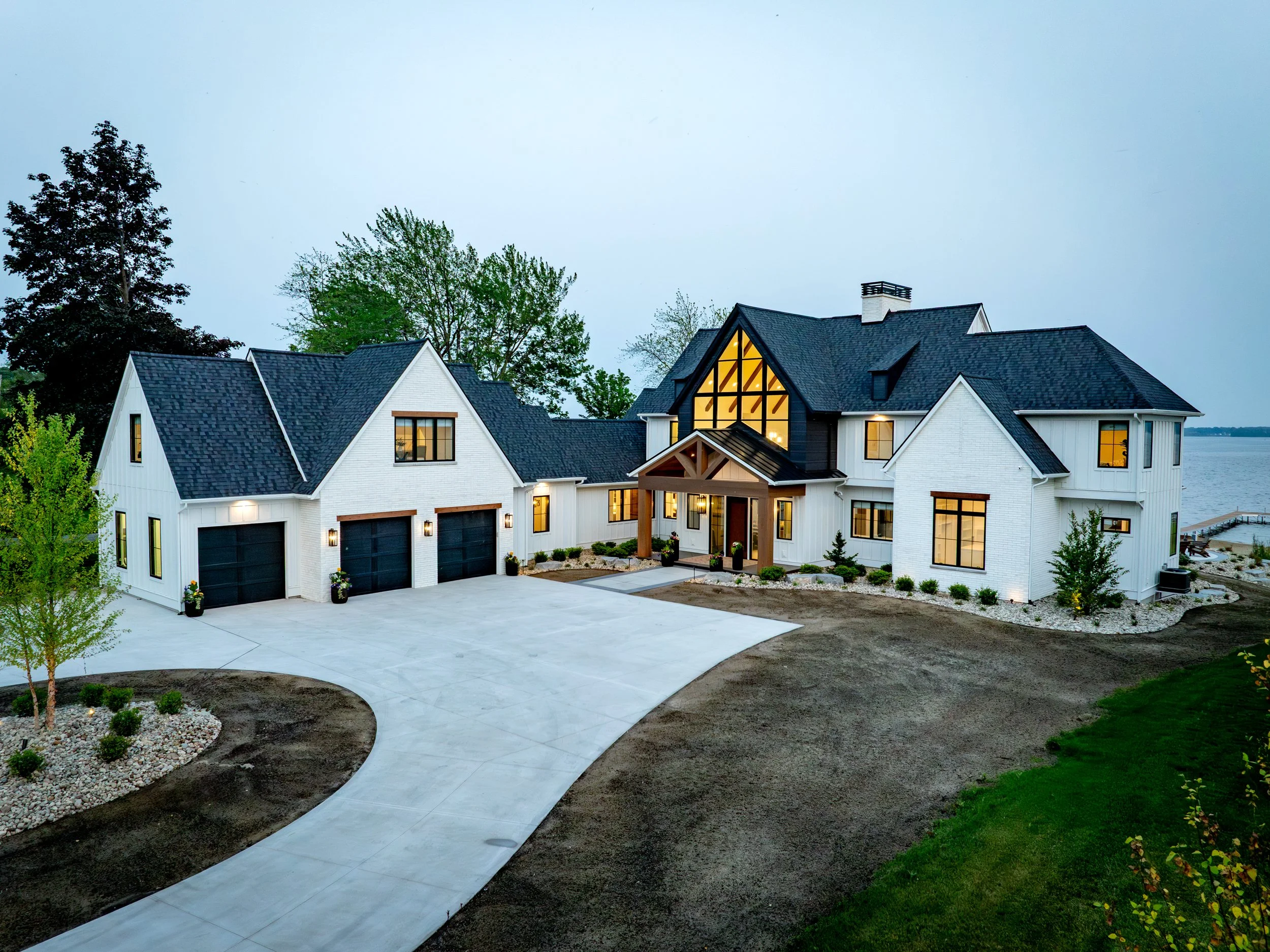 42 North 2373 Memorial Dr-421.jpg