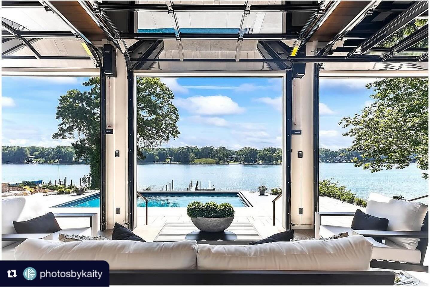 Repost from @photosbykaity
&bull;
A few favorite pictures from @celebrity_builders parade home. 🚤🌊☀️❤️

#photosbykaity #realestate #realestatephotography #celebritybuilders #paradeofhomes #puremichigan