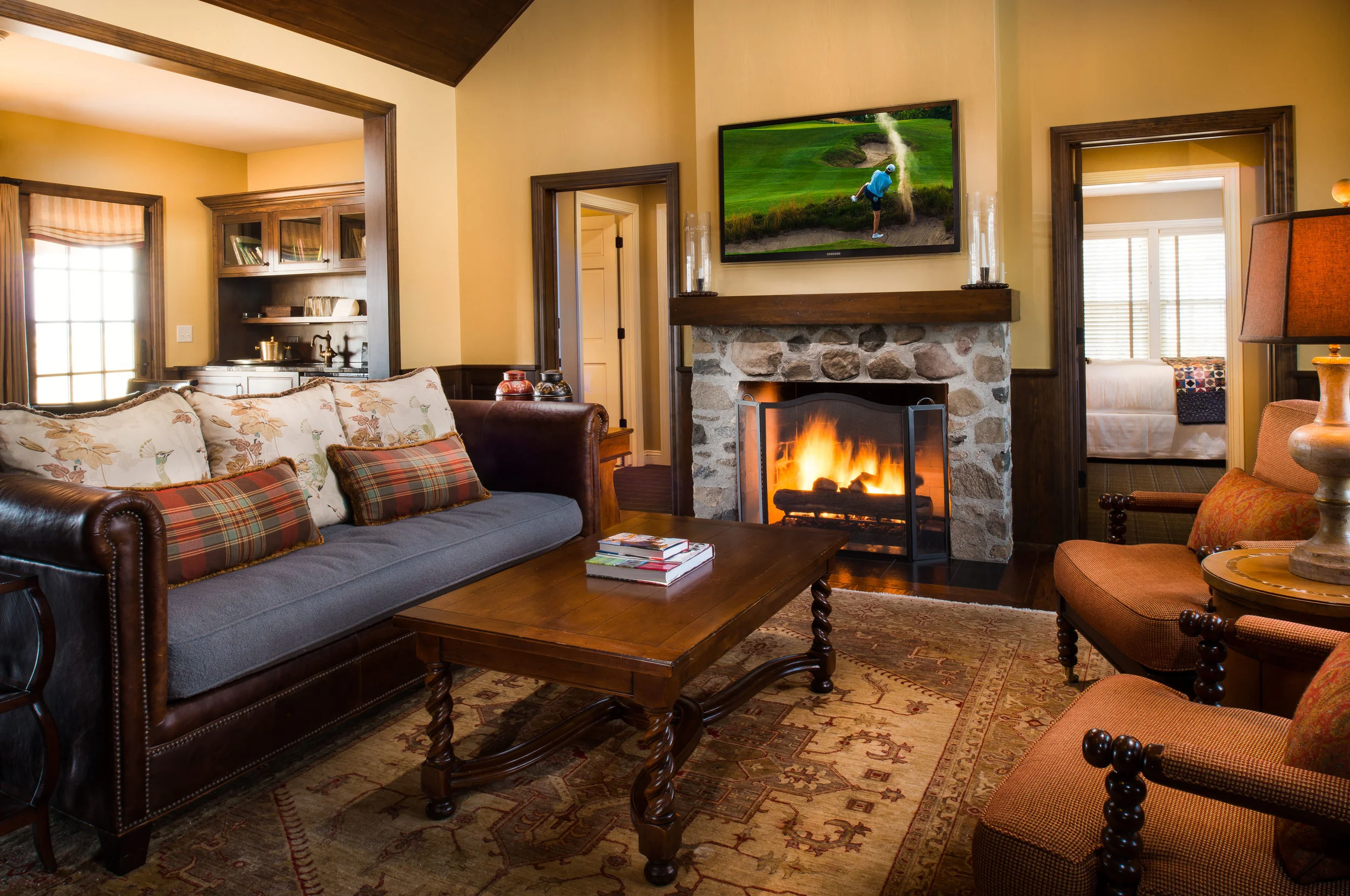 ERIN_HILLS_COTTAGE.jpg