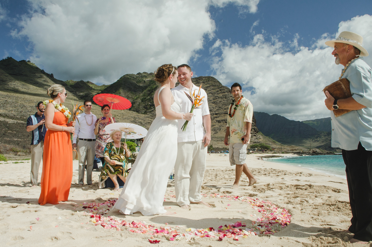 Hawaii Destination Wedding Photography - Stephanie and Luke's Oahu Wedding