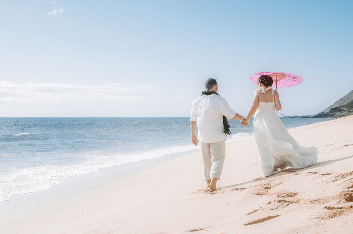 Hawaii Destination Wedding Photography - Stephanie and Luke's Oahu Wedding