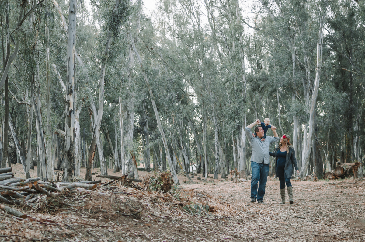 The Stavana's Autumn Family Portrait Photography Session