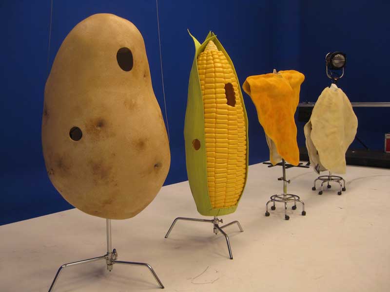 (web)PotatoCornCostumes.jpg