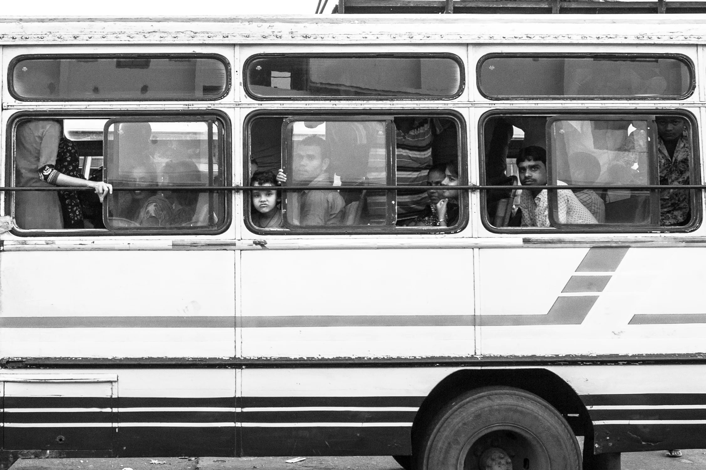 On Da Bus_Goa_Mono_-1.jpg