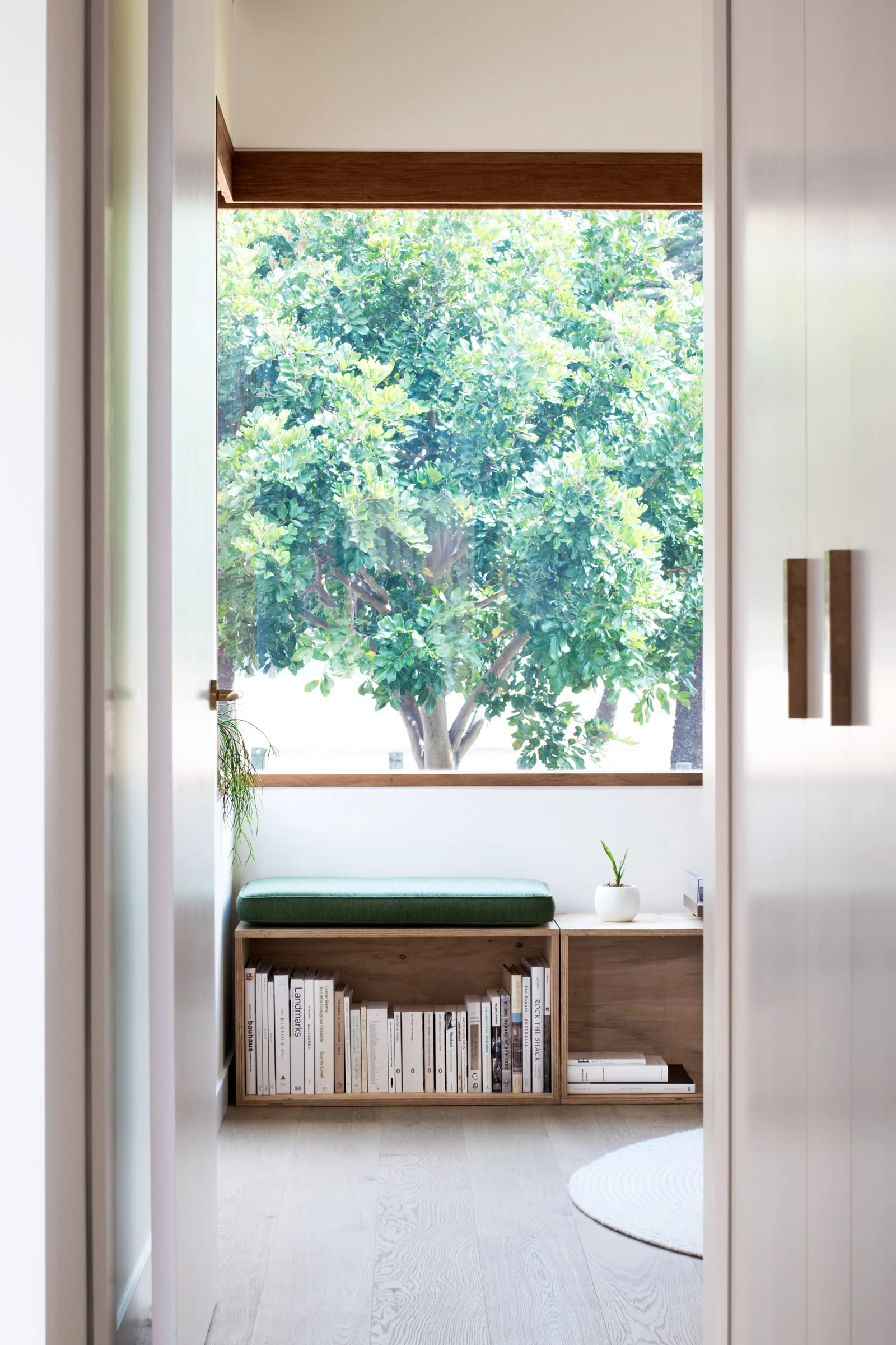 SYDNEY-RESIDENTIAL-ARCHITECT-TRIAS-STUDIO-THREE-PIECE-HOUSE-P22-BH.jpg