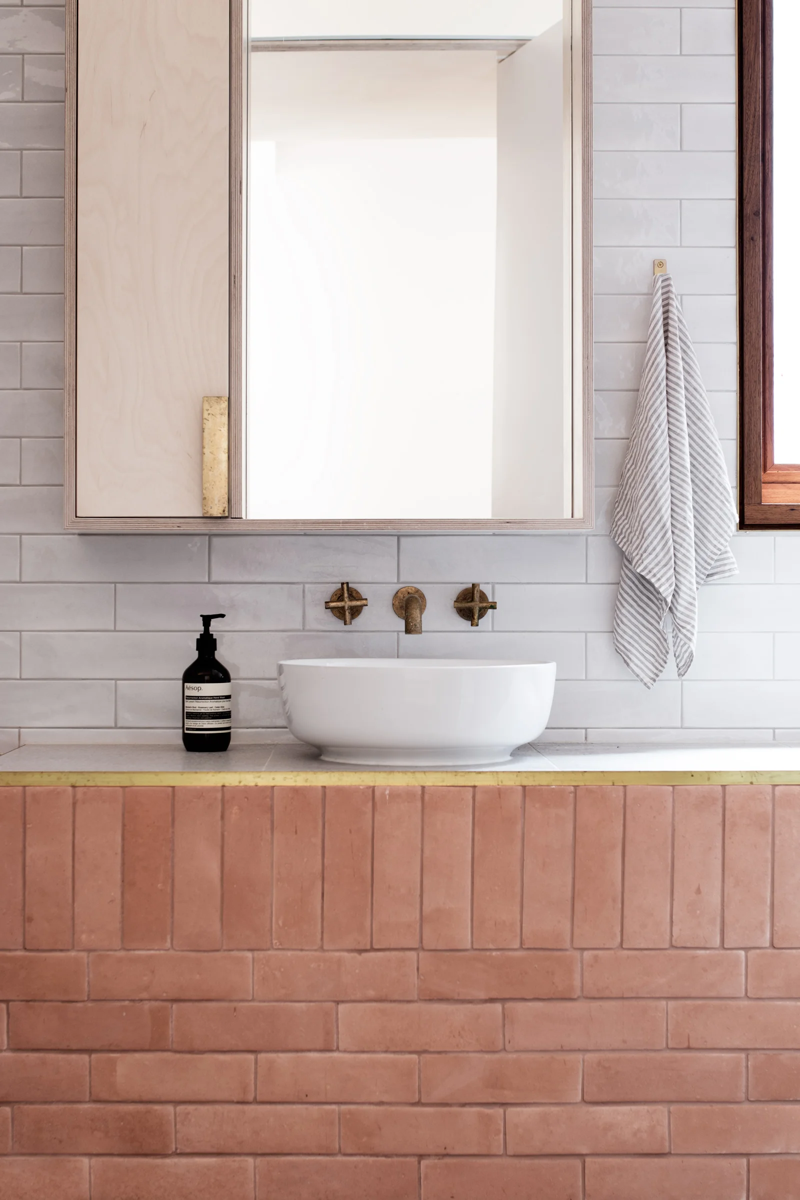 SYDNEY-RESIDENTIAL-ARCHITECT-TRIAS-STUDIO-THREE-PIECE-HOUSE-P13-BH.jpg