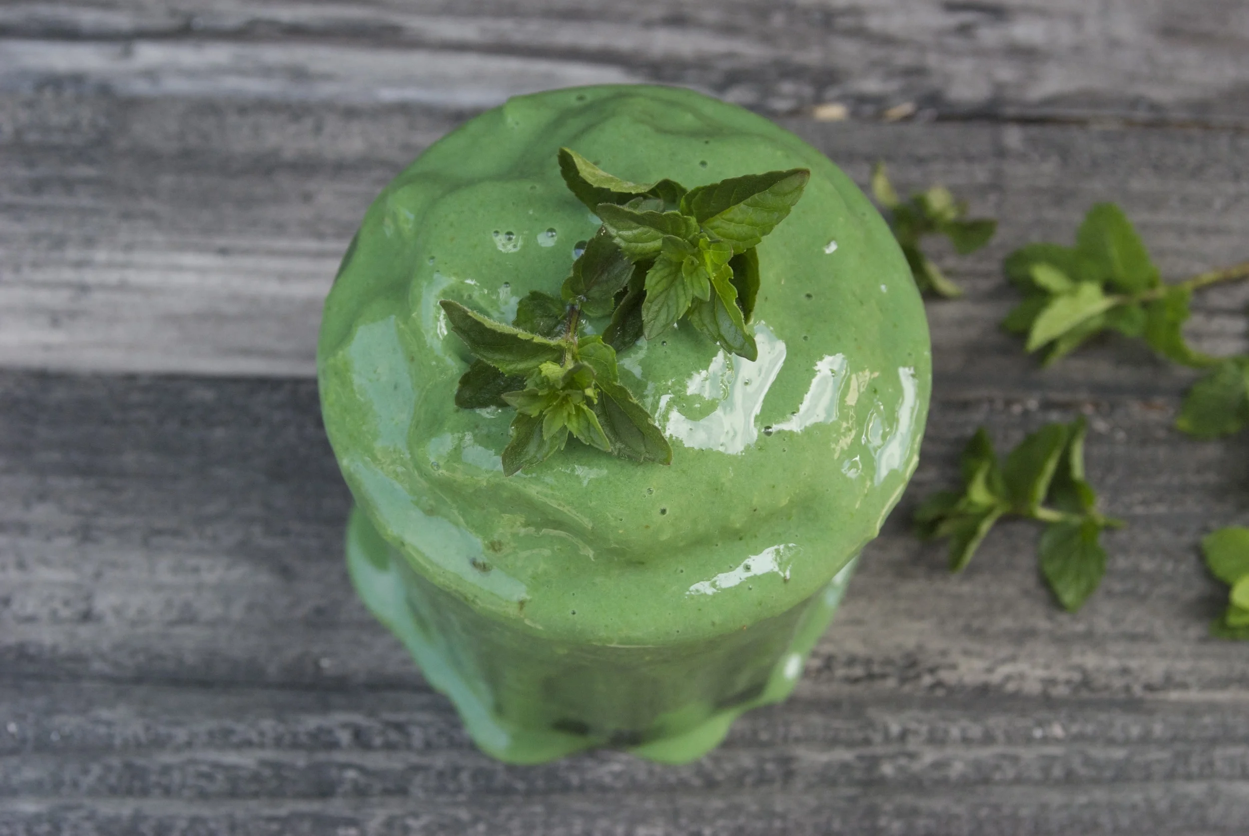 Minty-Maca-and-Spirulina-SMoothie-DSC_0109.jpg