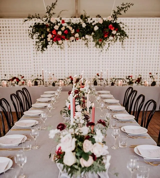 I was reminded of this gorgeous open day we created at @burnham_grove_estate by @eventsbygrey! Dripping in romance and modern accents... Skye designed the marquee to a T and let me drip florals throughout all the candlelight 🤤 image captured by @fortunate_fellow