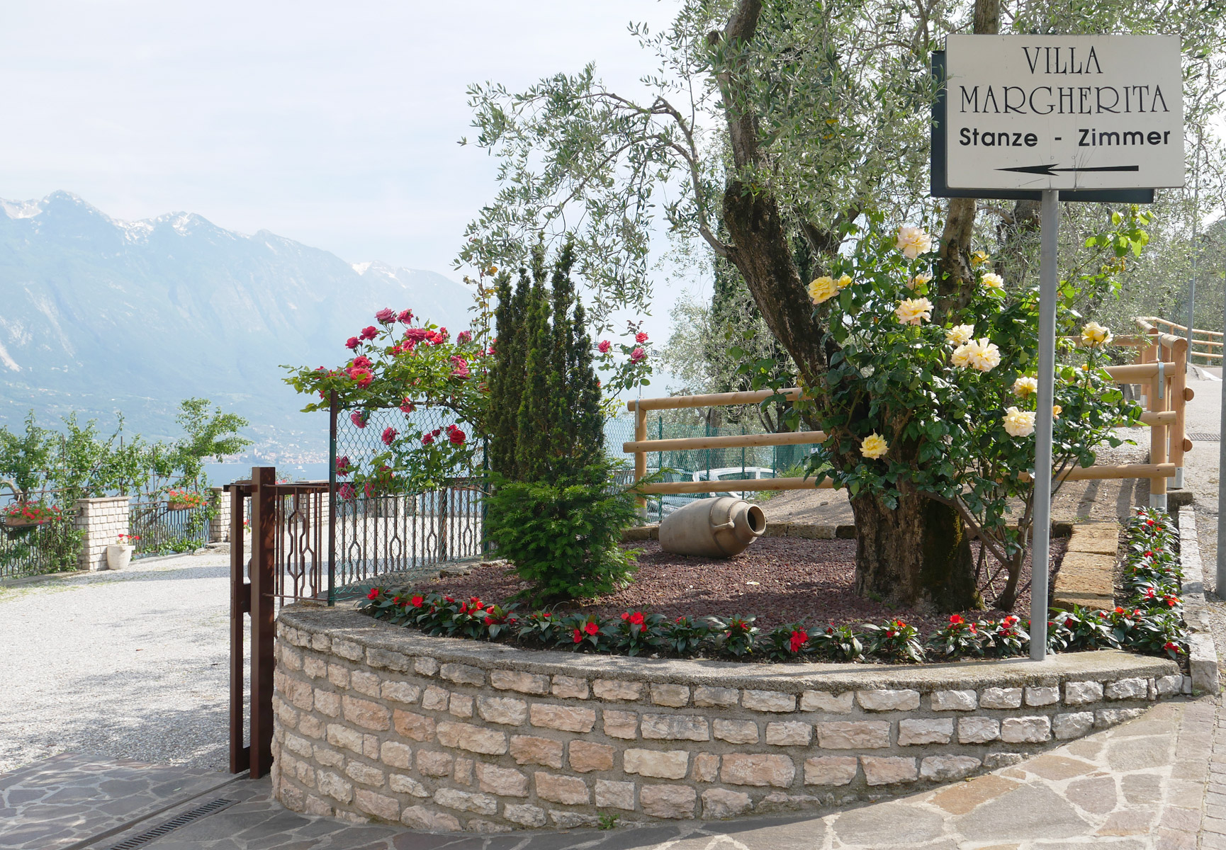 hotel_villa_margherita_limone_giardino3004.jpg