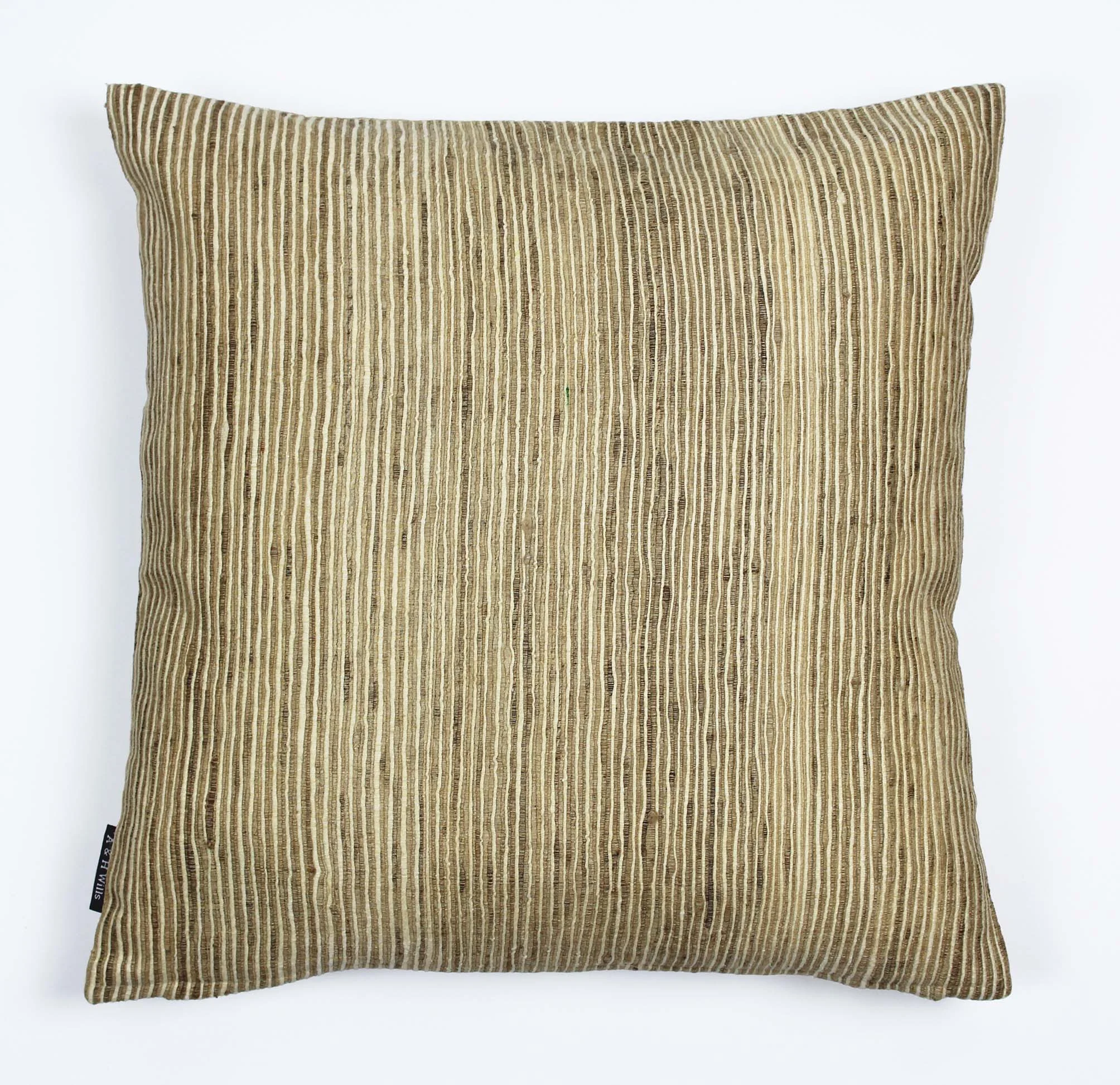 Meko oyster cushion reverse