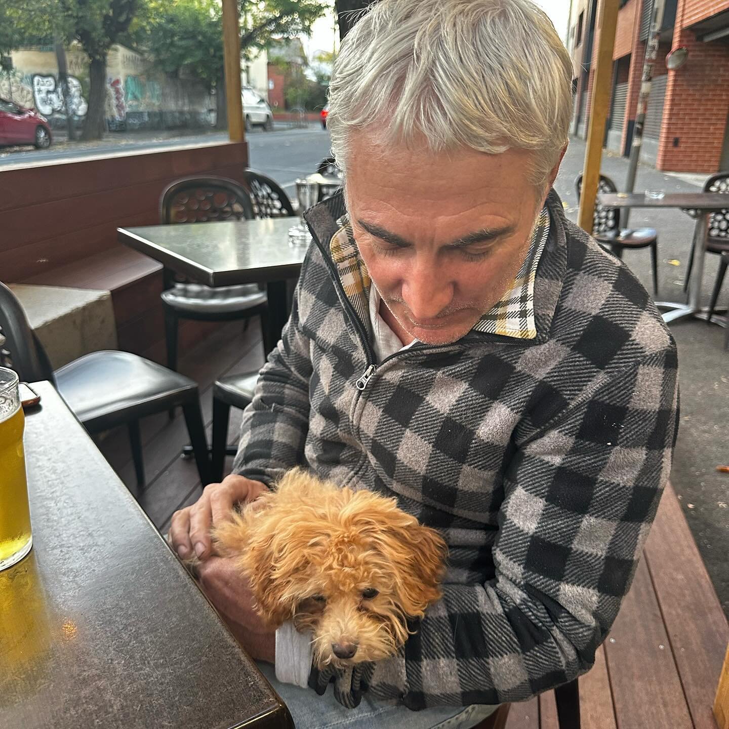 Pubs, puppies and love go hand in hand (and in paw) at the Union. 

Happy Saturday Fitzroy. See you legends later! 

.
.
.
.
.
.
.
.
.
.
.

#Fitzroy #Pub #DogFriendly #Melbourne