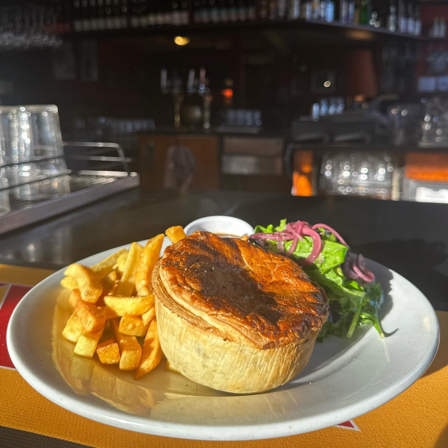 It&rsquo;s Parma night at our ranch. But our full menu is also always ready to go too. 

$19 for a parma or schnitzel. 
Full menu available also. 

Say less! x

.
.
.
.
.
.
.
.
.
.
.

#Fitzroy #Pub #Monday #Pie #PubGrub
