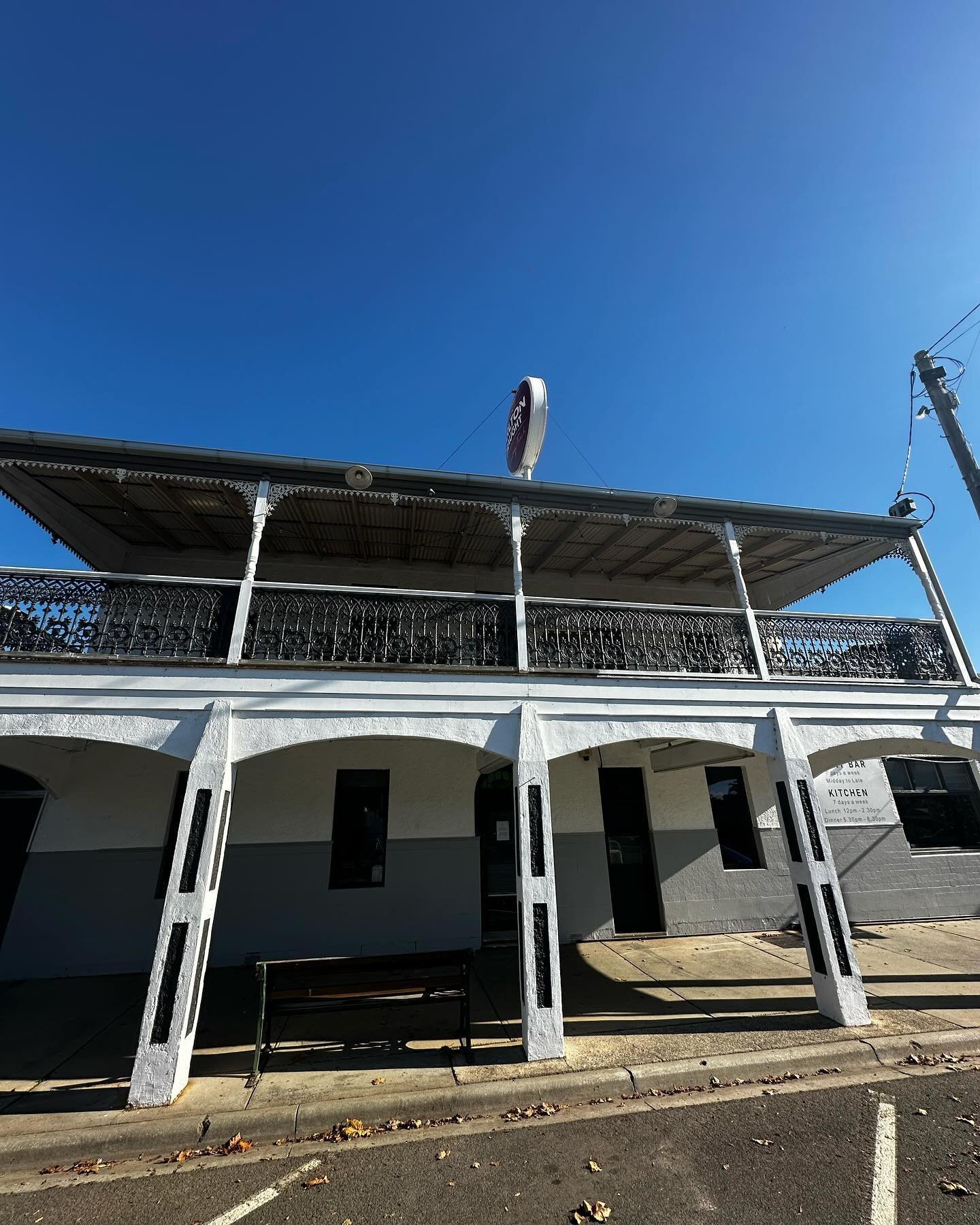 Once again it&rsquo;s Parma night at our lodge in the city. This Monday country pub shout out goes out to another fellow Union Hotel &lsquo;Farleys Union Hotel&rsquo; in Heathcote! 

The sign outside the pub reads - 
&lsquo;The Union Hotel is believe