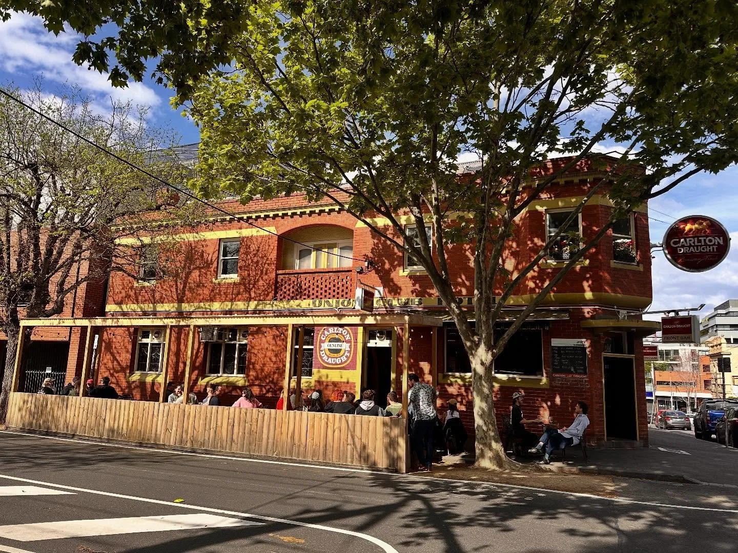 Wallabies v All Blacks 7.45pm. Sun is out. Hearts are full! ❤️