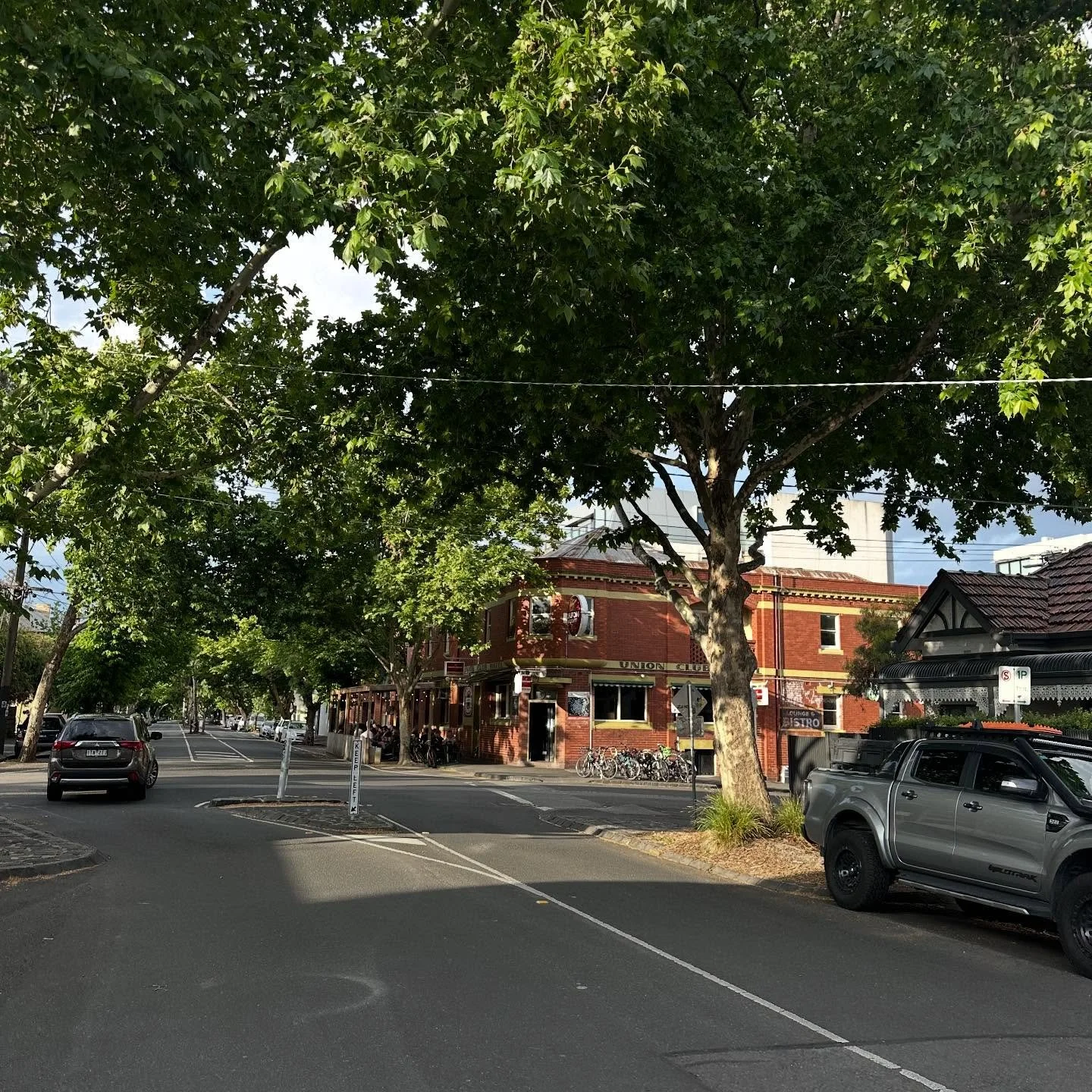 Sunday we love you! 🍻