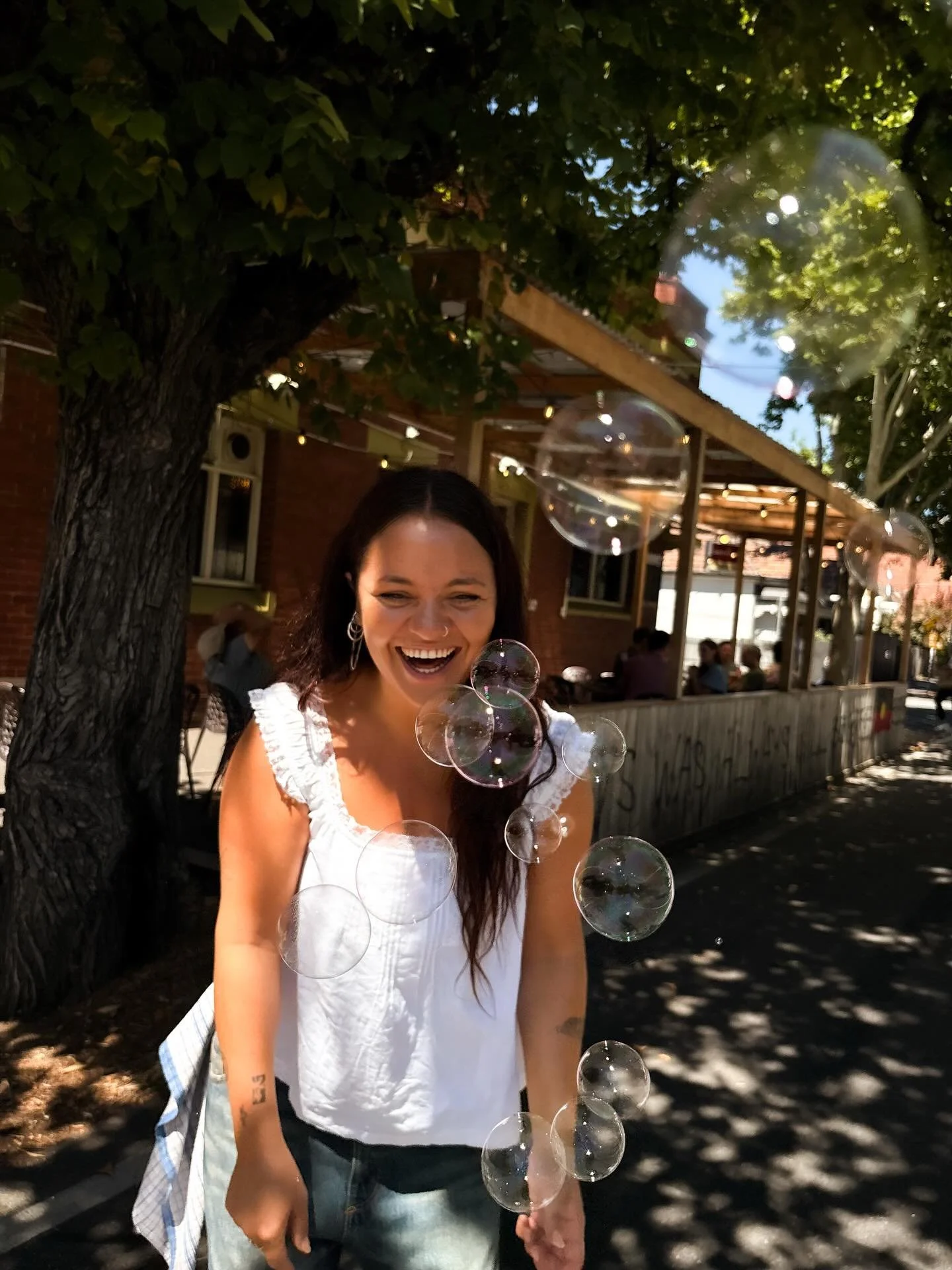 Bubbles are a girls best friend, happy Friday gang x