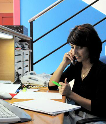 FRANCISCA BUILS Administración y atención al cliente.