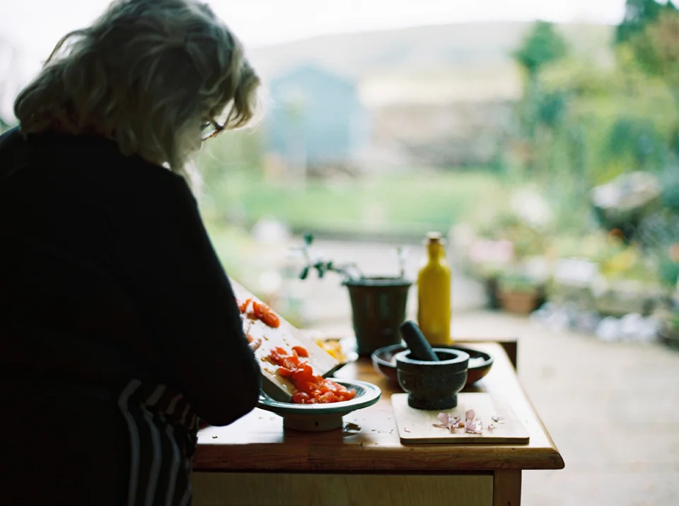 MM021014EX008058-14.jpg