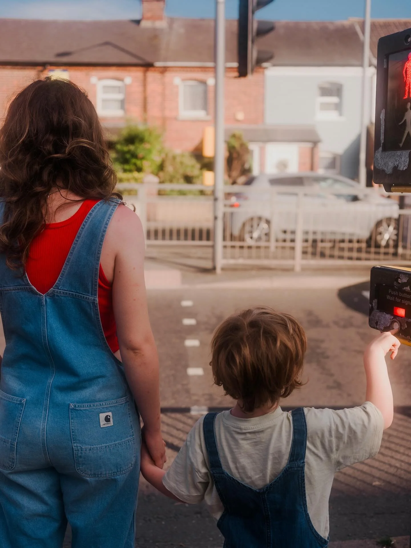 LAUNCH DAY! 🪩 head over to my website to find out all about my Day in the Life photo sessions! From now until the 4th March 2026 email subscribers get 25% off if they book a session! So excited to finally have these sessions available ❤️ Links in my