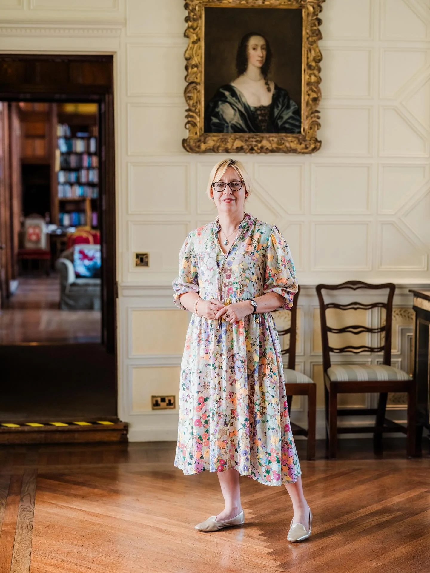 Remembering taking photos for @echoeventslanercost for an artist talk by Suzanne Fagence in Naworth Castle. I was lucky to get to hear the talk and meet Suzanne who came across as such a genuine and lovely person, I really enjoyed taking her photo. I